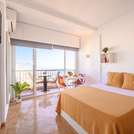 Sea & Mountain, Front Line, 1 Min To Beach By 10Tosea Fuengirola Exterior foto